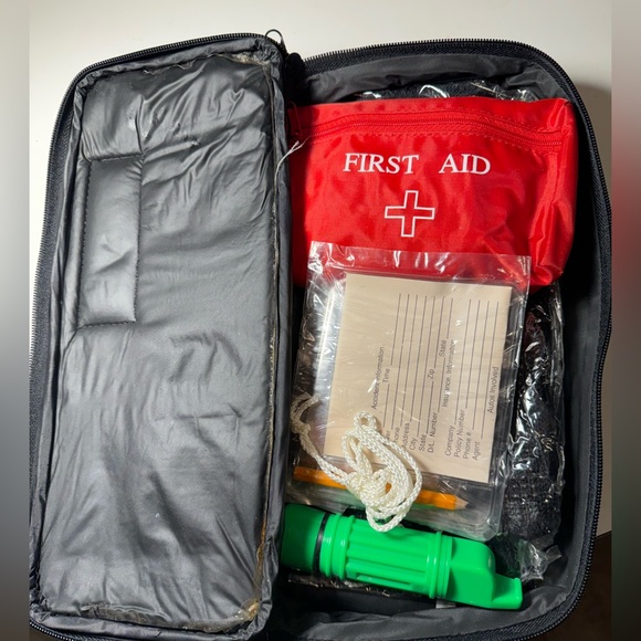 Vintage IZUZU Go Farther Unused Car Safety First Aid Zip Around Auto Kit Rare - Picture 3 of 8